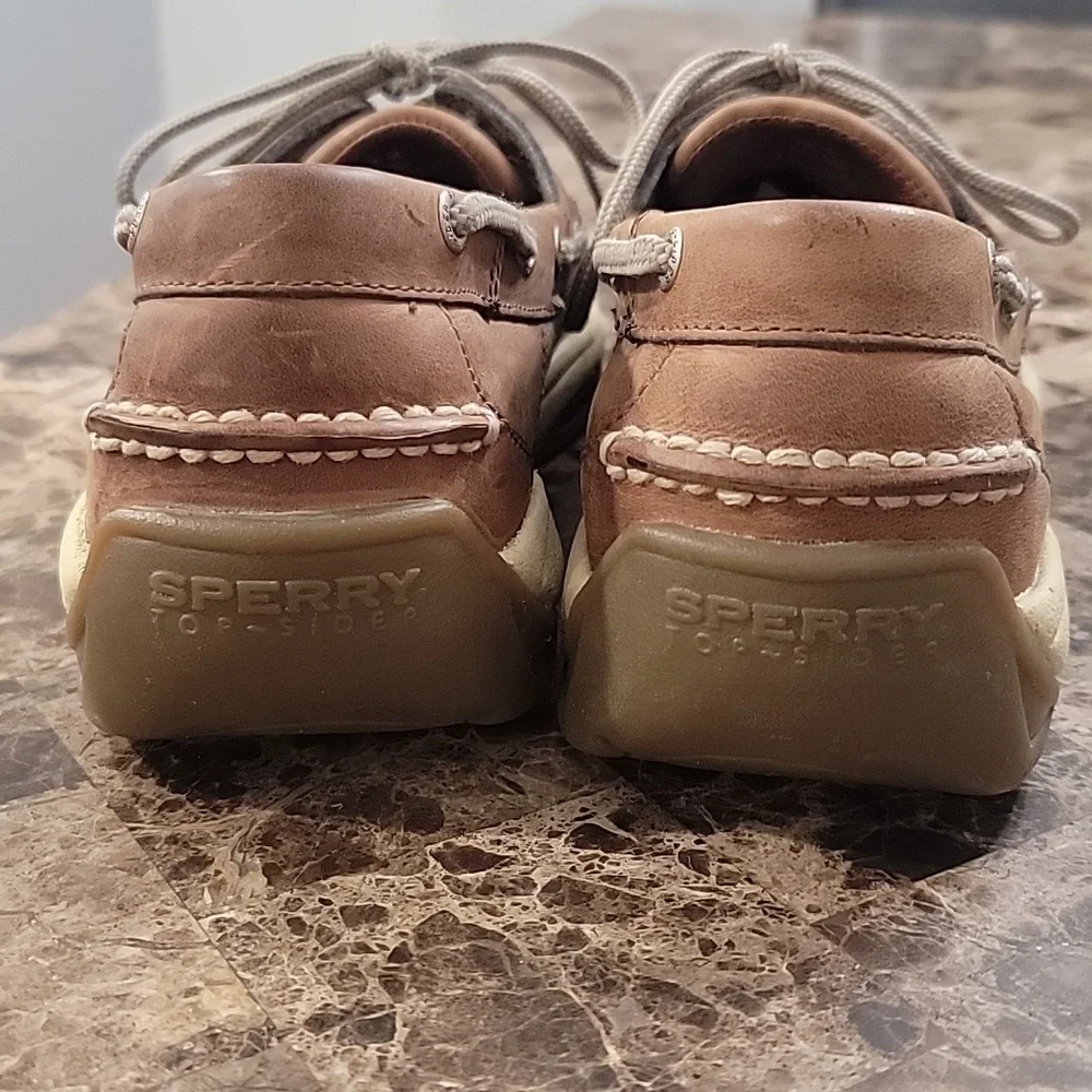 Sperry Men's Intrepid 2 Eye Fabric Closed Toe Boat Shoes, Tan, Men's Size 10.5
